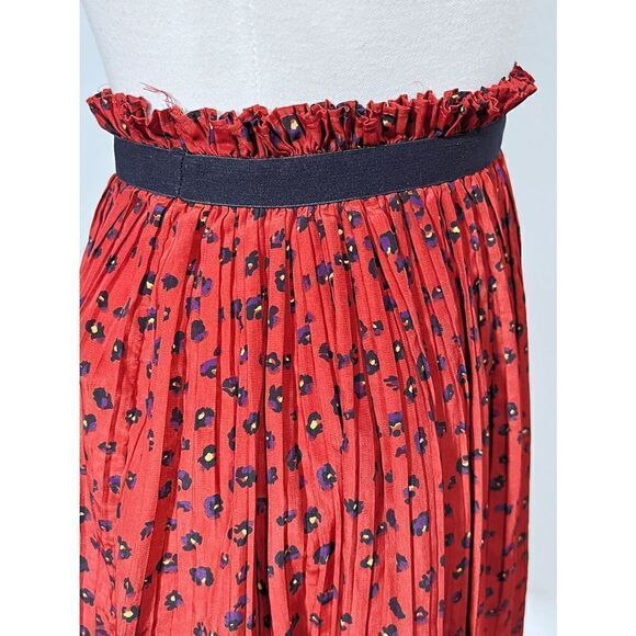 Forever 21 Abstract Leopard Pleated Skirt - Picture 4 of 4